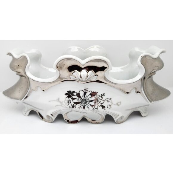Vintage White and Silver Traditional Ceramic Planter, 752 - Picture 1 of 9